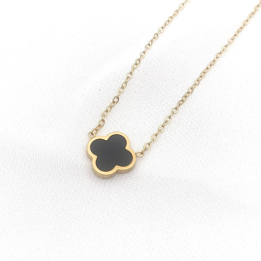 Leaves Clover Straw Ladies Clavicle Chain High-grade Necklaces