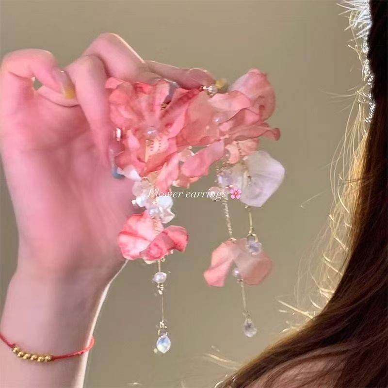 Petal Fringe Ear Entry Lux Elegant Atmosphere High Sense Seaside Stud Earrings