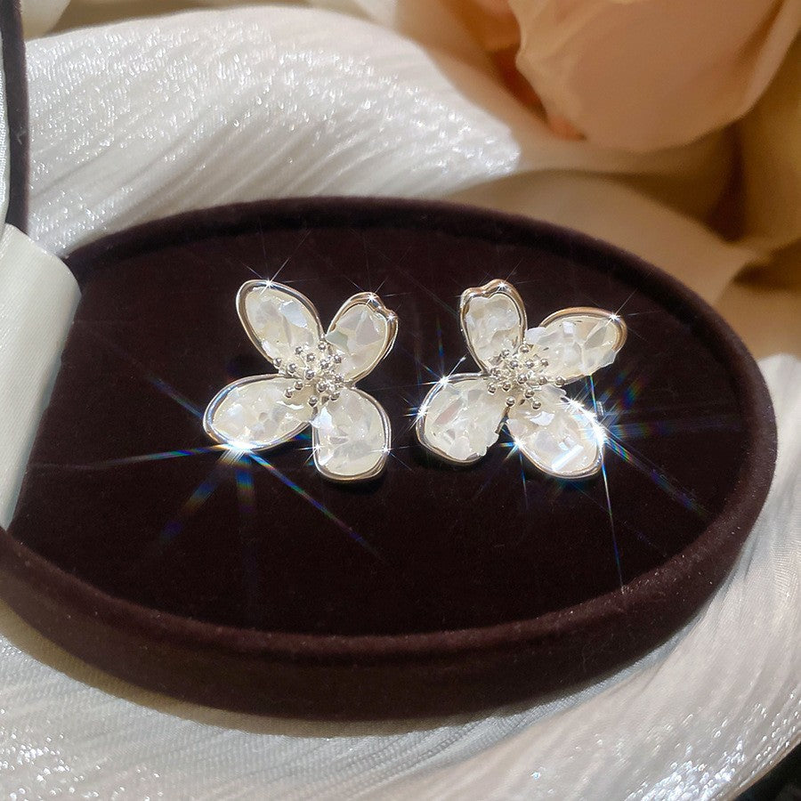 Women's Style Refined Zircon Flower Pearl Light Luxury High-grade Ear Earrings