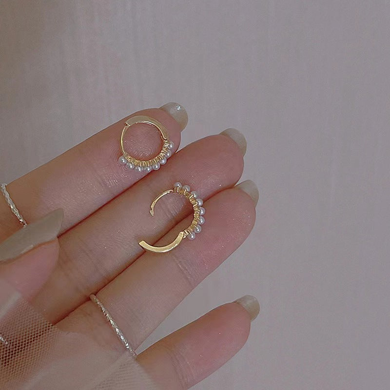 Women's Simple Compact Pearl Clip Trendy Temperament High Grade Elegant Earrings