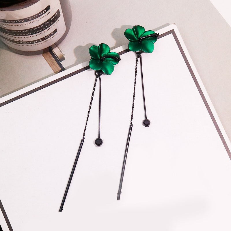 Flower Tassel Refined Long Retro Spray Earrings