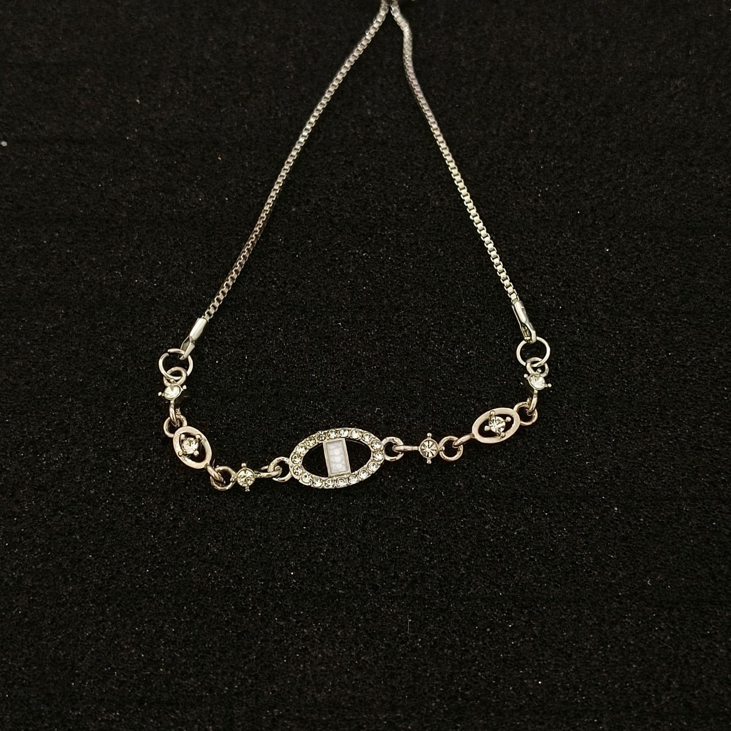 Beautiful Light Luxury High-grade Full Diamond Flash Trendy Temperamental Minority Bracelets