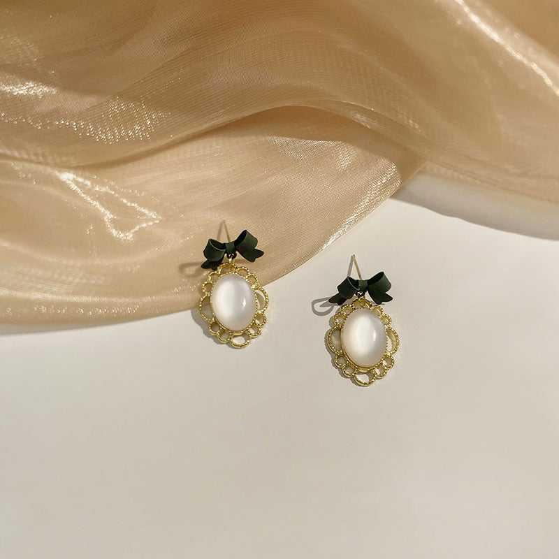 Women's Light Luxury Summer Fashion Stall Night Earrings
