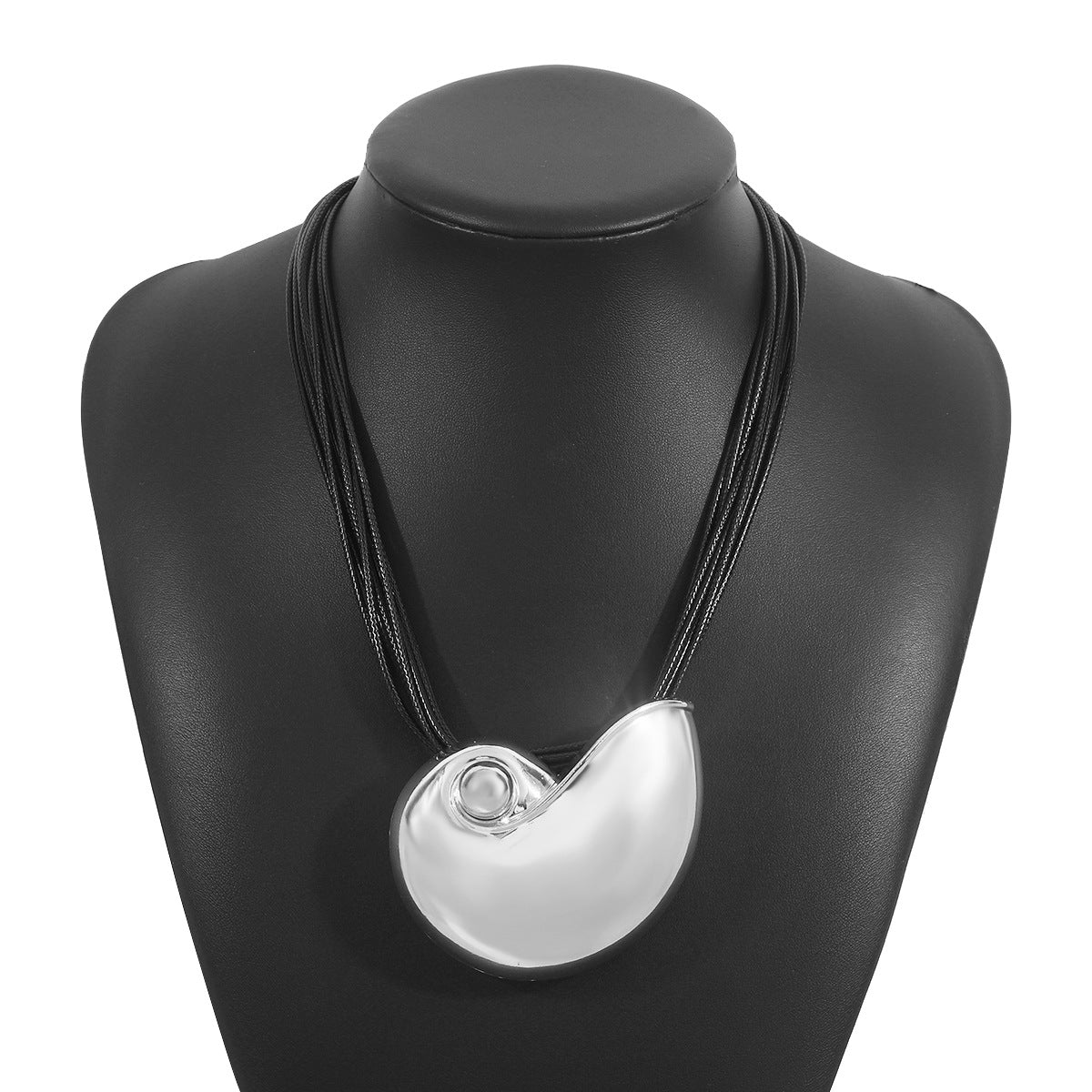 Conch Neck Trendy Exaggerated Geometry Wax Line Ocean Necklace