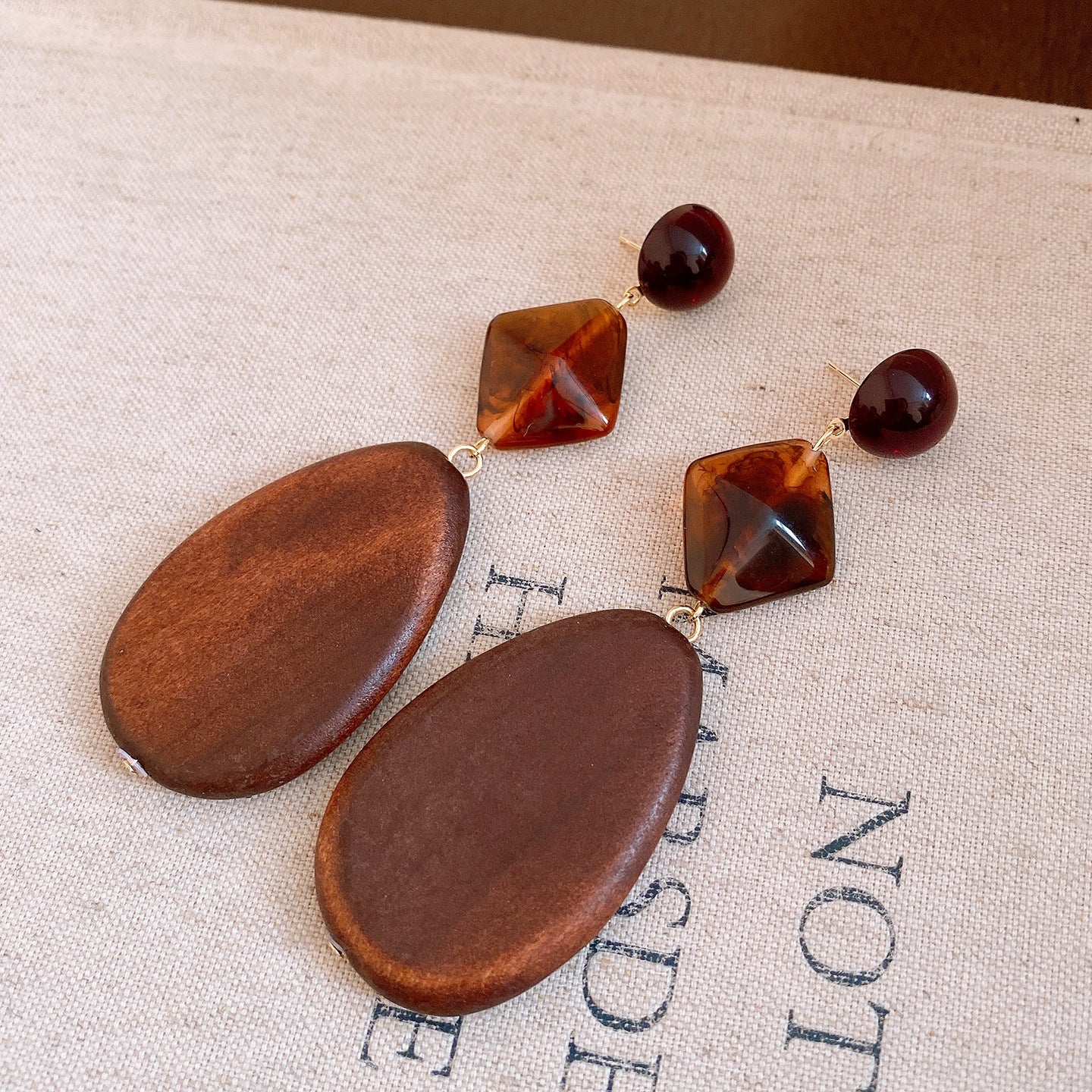 Wood In The Forest Retro Tassel Rings