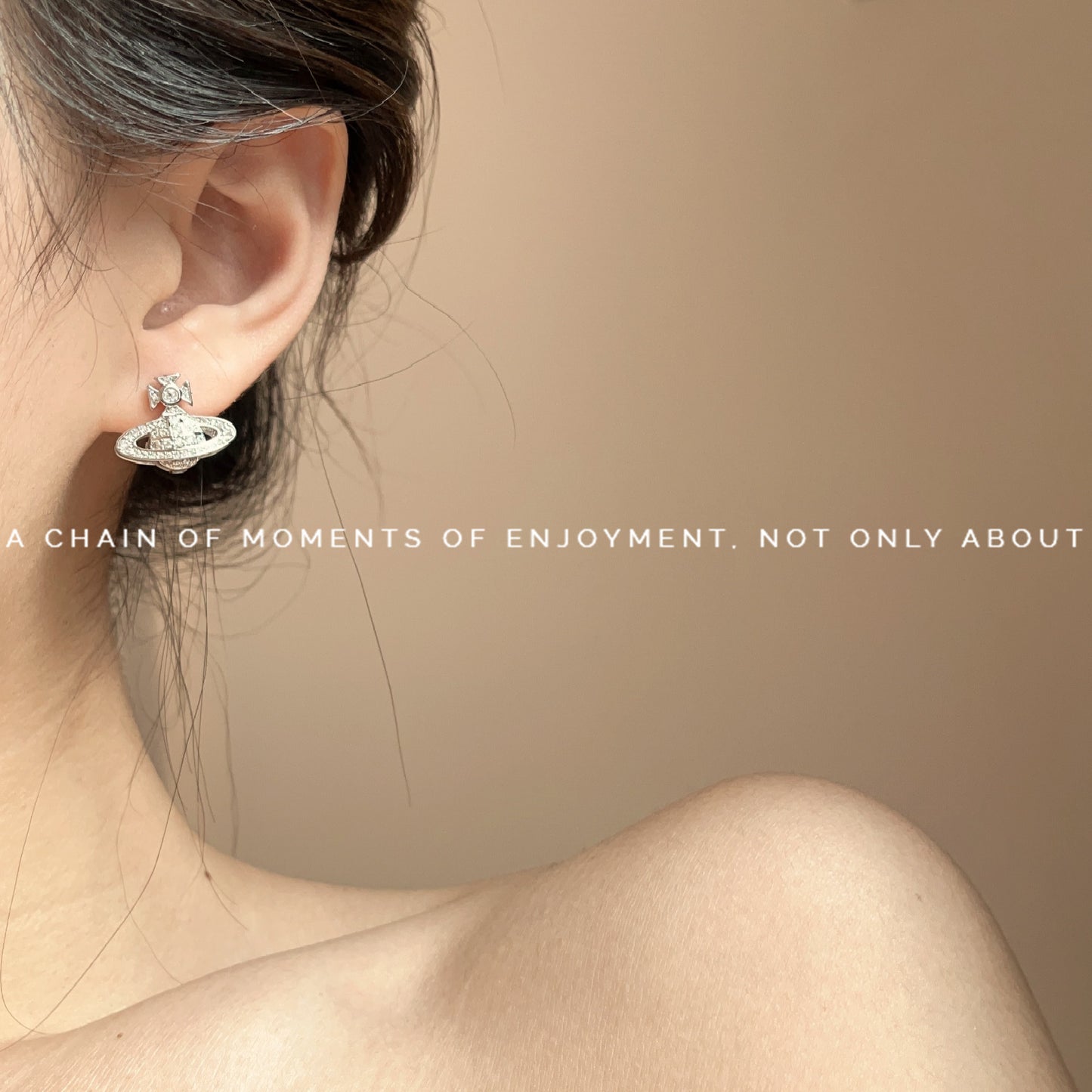 Women's Ear Clip Saturn Niche High-grade Light Rings