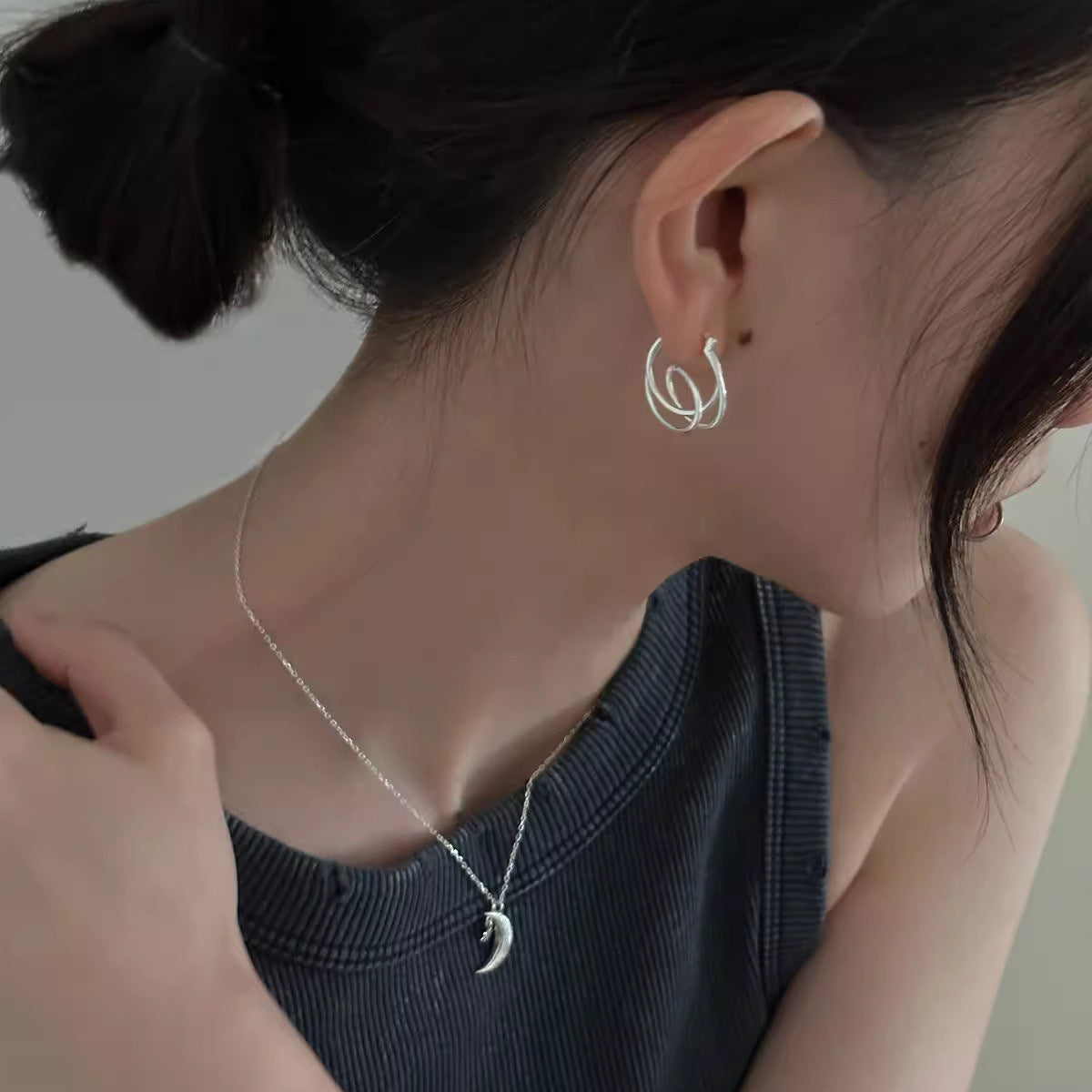 Simple Geometric Irregular Winding Personality Fashion Minority Ear Buckle