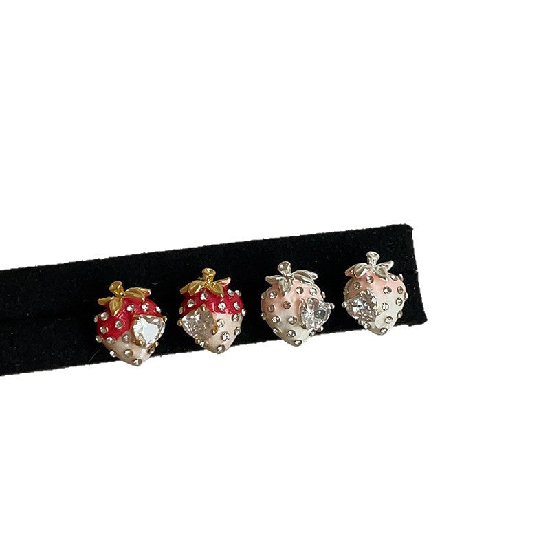 Sweet Elegance Drip Strawberry Loving Heart Zircon Female Design Sense Stud Earrings