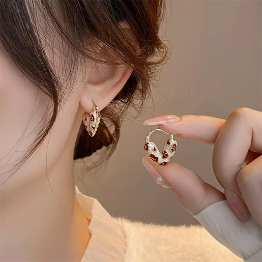 Women's Flammulation Dripping Oil Love Heart Ear Clip Earrings