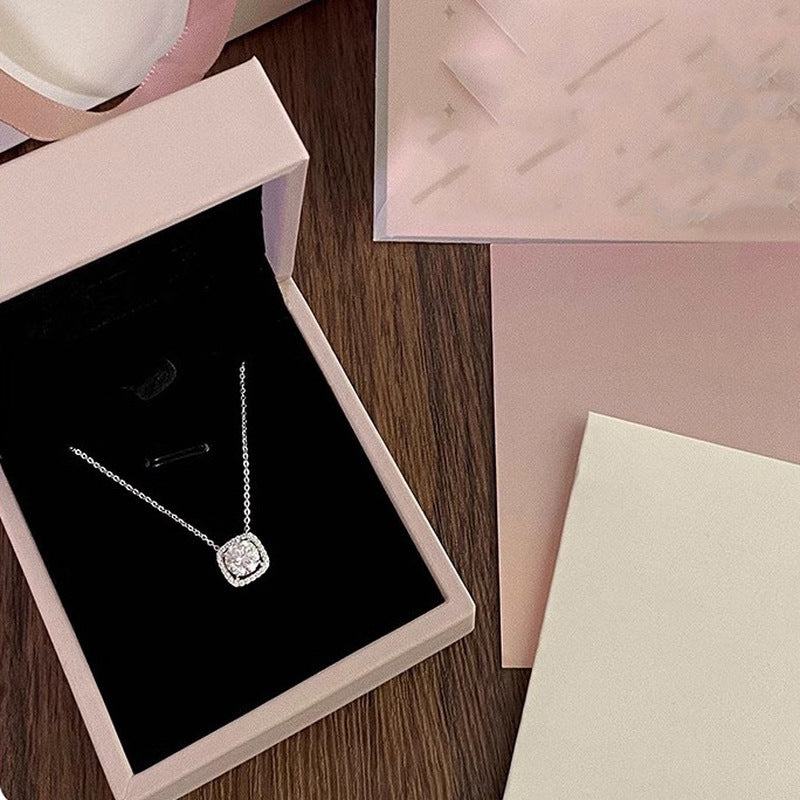 Women's Design Style Fashion Exquisite Refined Grace Clavicle Chain Necklace