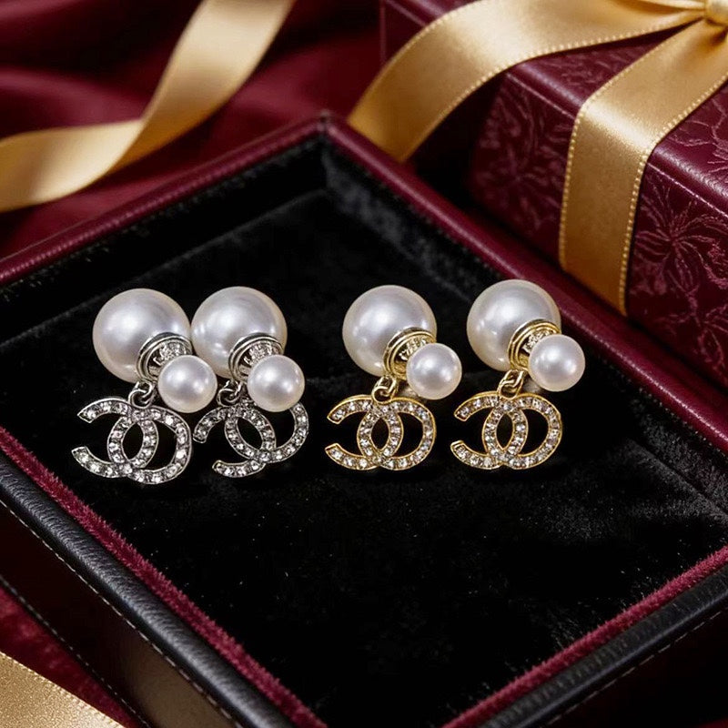 Version Pearl Diamond Classic Style Pairs Of Stud Earrings