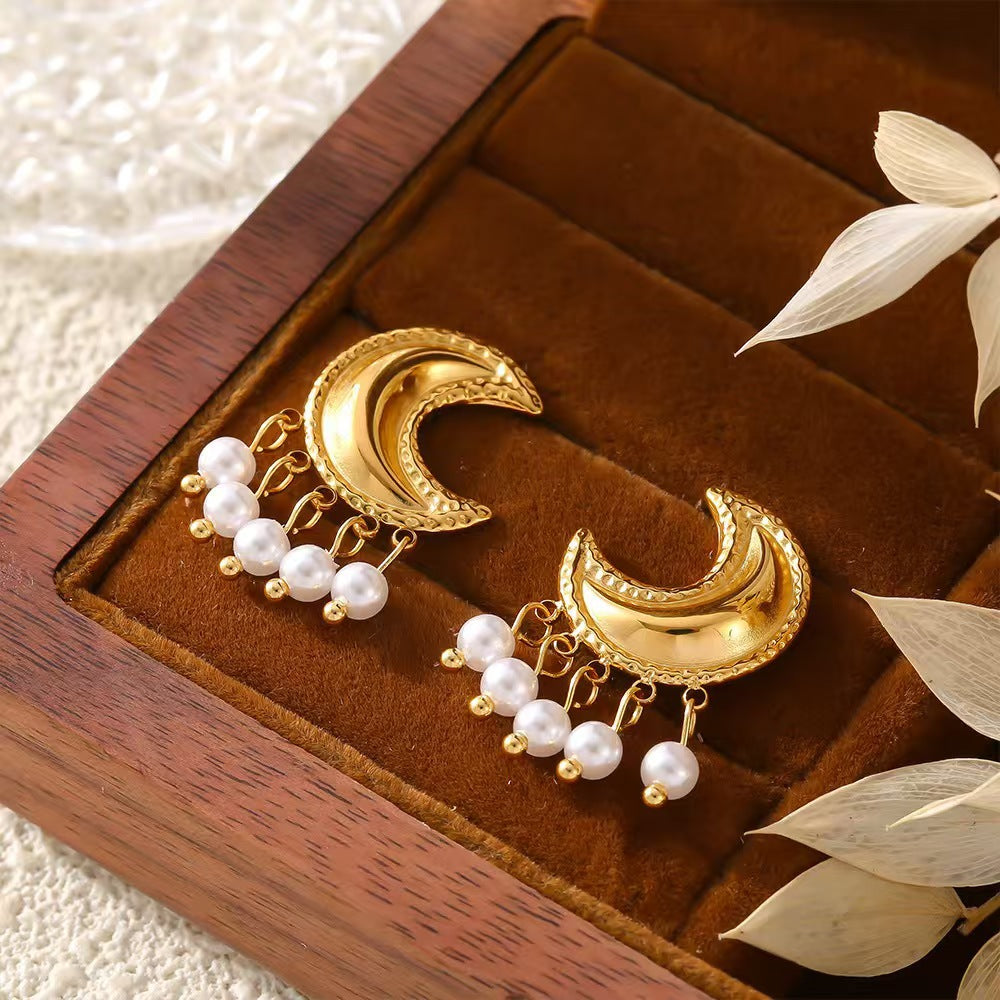 Temperament Entry Lux Sense Moon Tassel Artificial Earrings