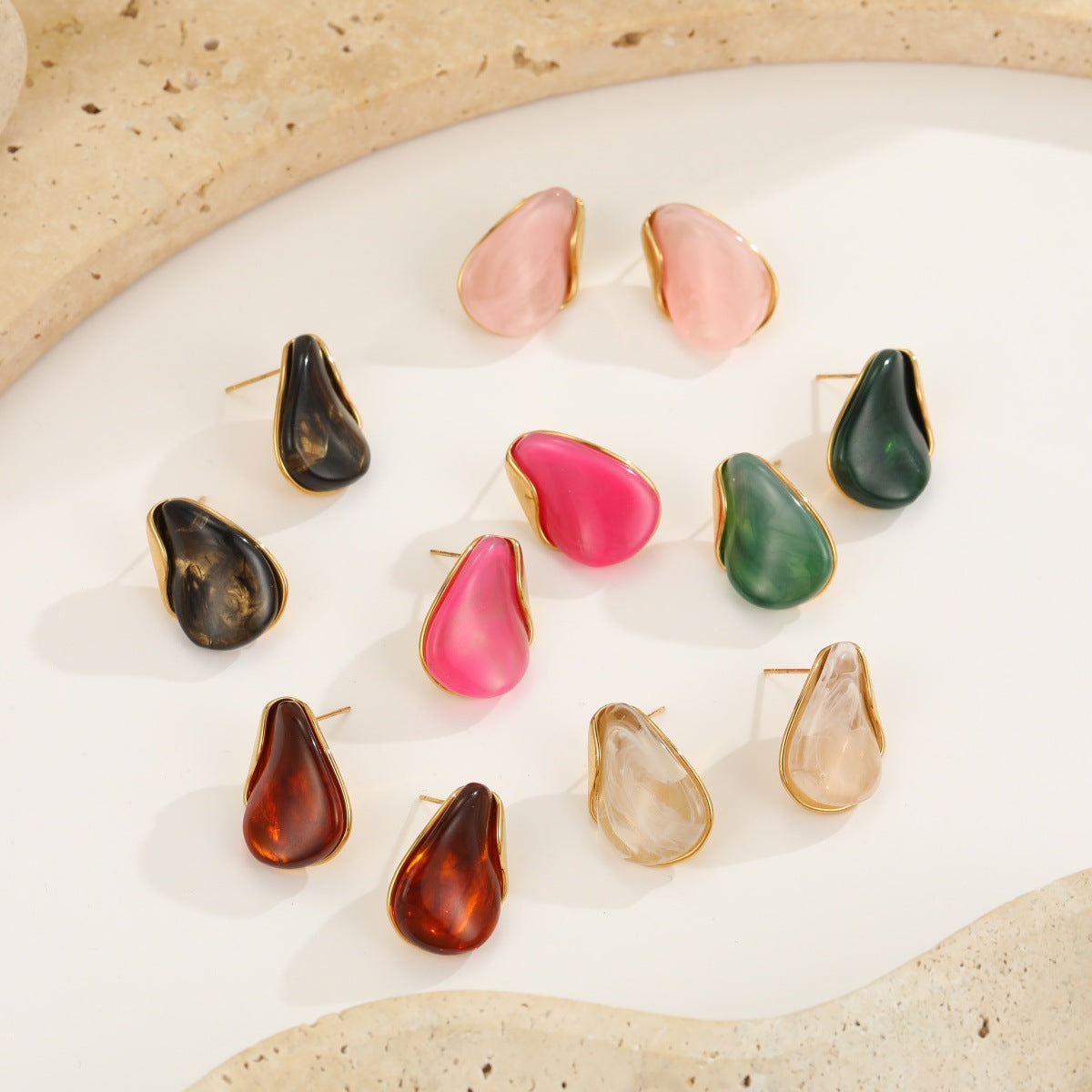Women's High-grade Temperament Amber Resin For Light Luxury Minority Metal Patch Earrings
