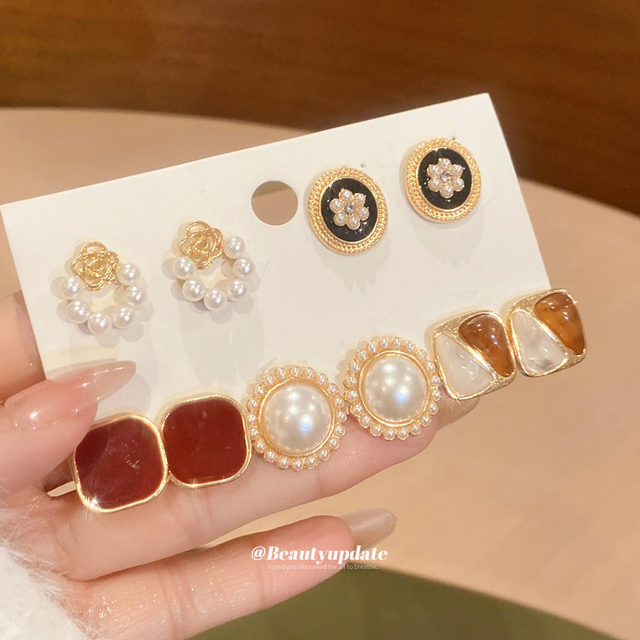 Sier Pearl Flower French Vintage Court Style Earrings