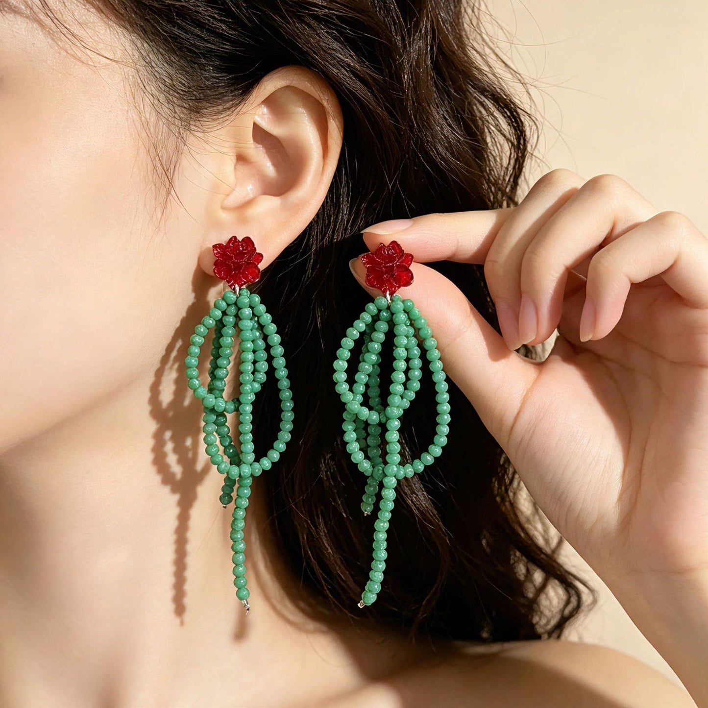 Women's Mi Niche Design High-grade Flower Beaded Tassel Earrings