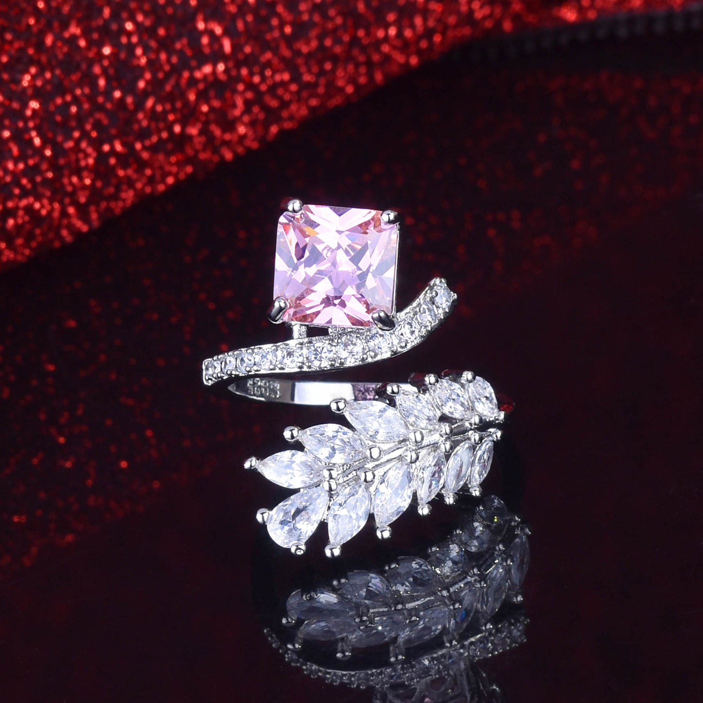 Women's Fashion Personalized Yellow Diamond Index Finger Ice Flower Rings