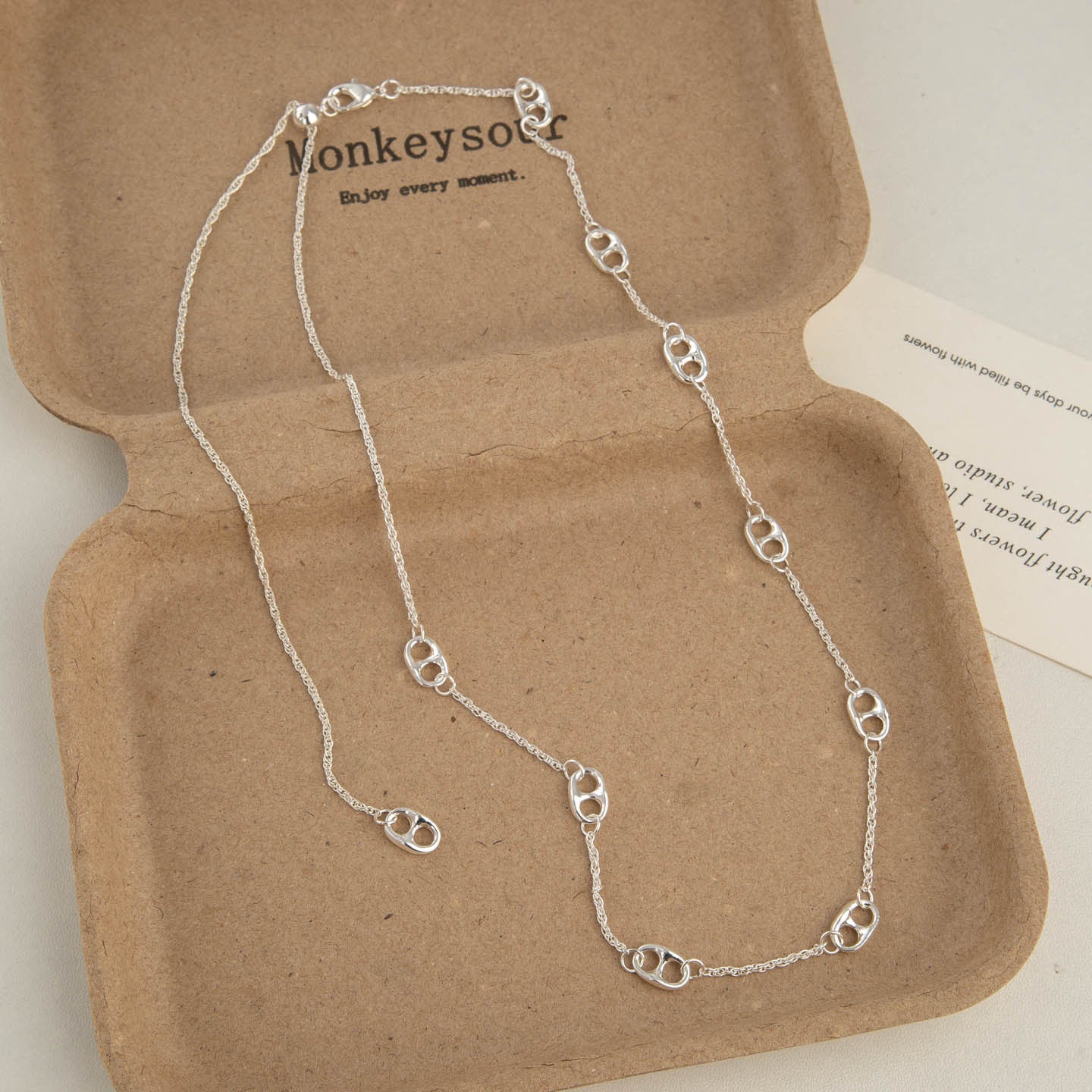 Women's Pull Design Sense Niche Retro Personality Minimalism Sweater Necklaces