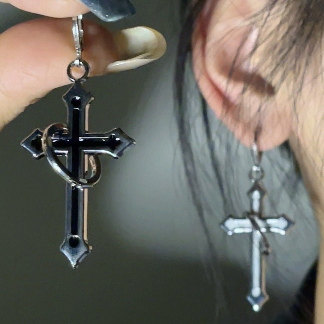 Women's & Men's Asymmetric Sweet Personality Ear Clip Hip Hop Sier Stud Earrings