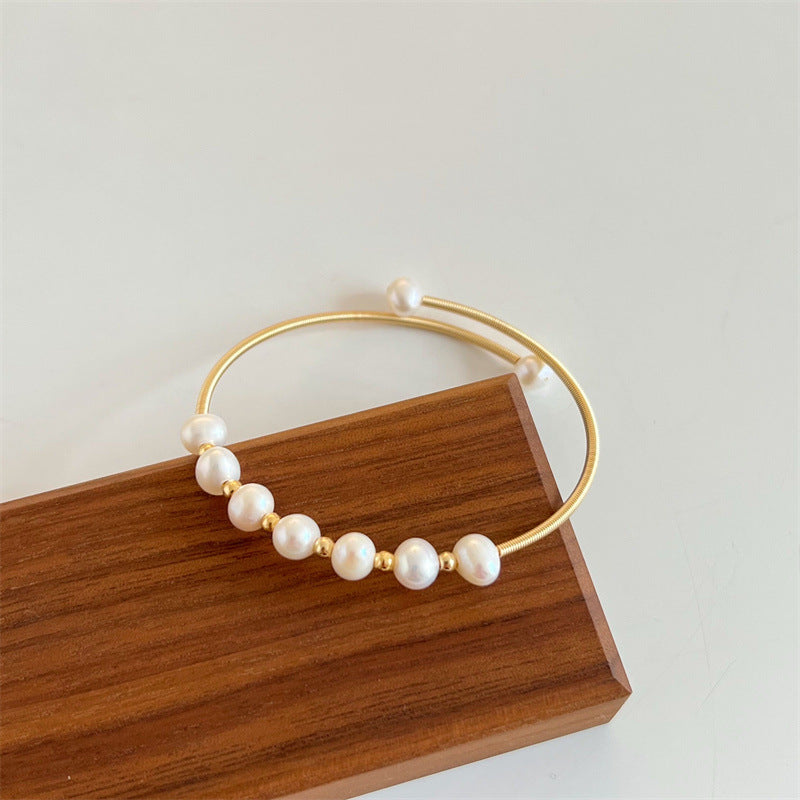 Women's Fresh Handmade Freshwater Pearl Irregular Exquisite Bracelets