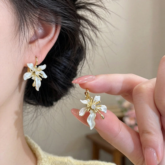 Women's French Gentle Drip Glazed Flower Zircon Fashion Temperamental Minority Design Ear Buckle