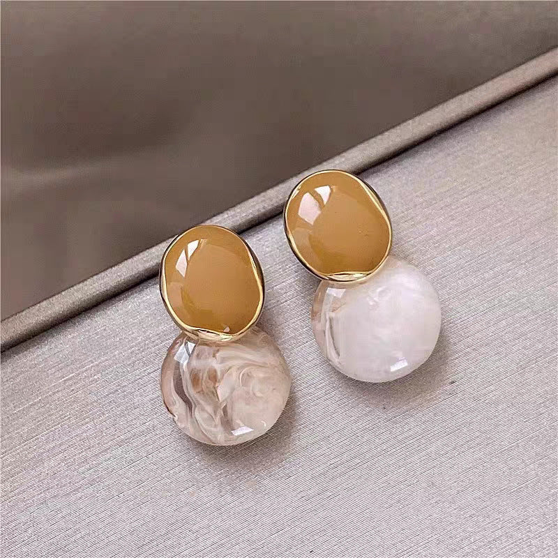 Charming Women's Bow Pearl Light Luxury Earrings