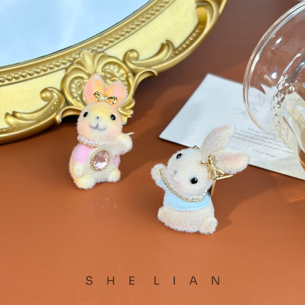 Animal Flocking Brooch Sweet Rabbit Cat Bear Horse Brooches