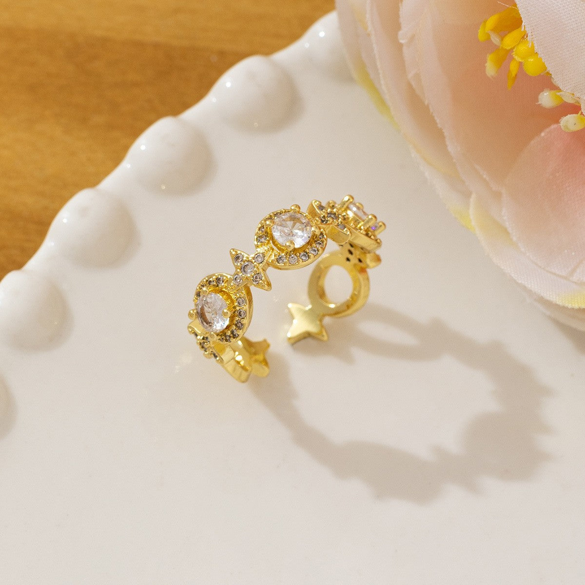 Luxury Cross Design Fashion Open High Sense Index Ring