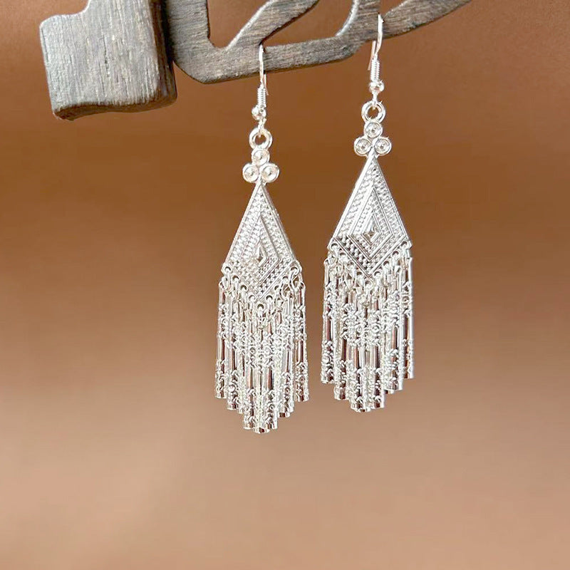 Sier Ethnic Style Peacock Retro Ear Hook Vintage Scenic Spot Earrings