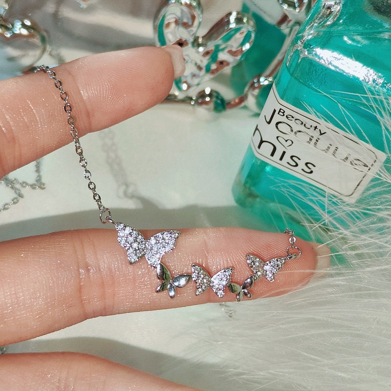 Women's Exquisite Butterfly Fashion Sweet Style Advanced Design Sense Clavicle Necklace