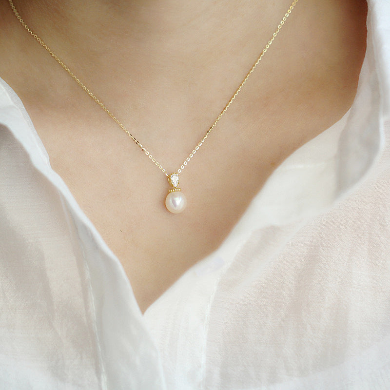 Women's Pearl Shell For Temperament Wild Gift Simple Retro Clavicle Necklace