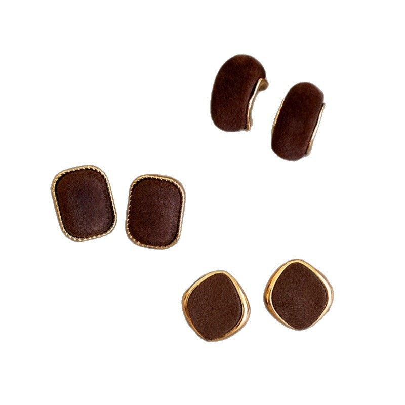 Women's Retro Brown Square Veet Light Luxury High-grade Niche Stud Earrings