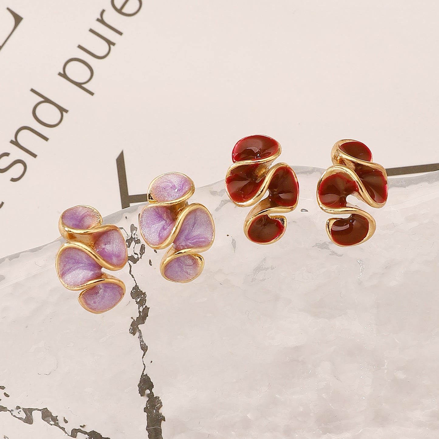 Women's Ruffled Oil Dripping Pleated Ear Cream Sweet Style Flower Enamel Stud Earrings