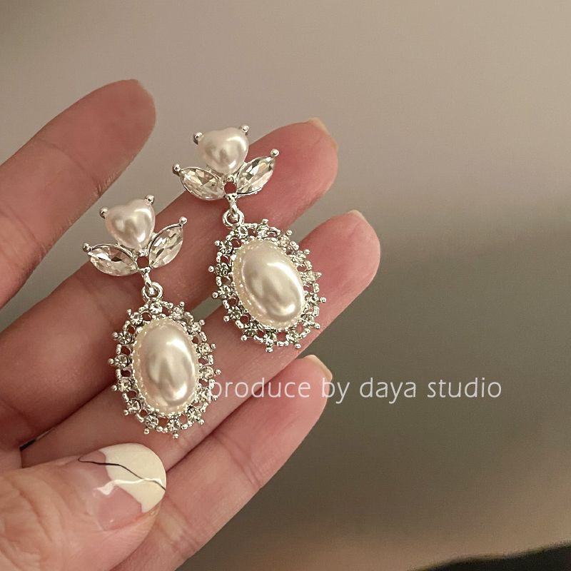 Live Broadcast High Sense Temperamental Pearl Earrings