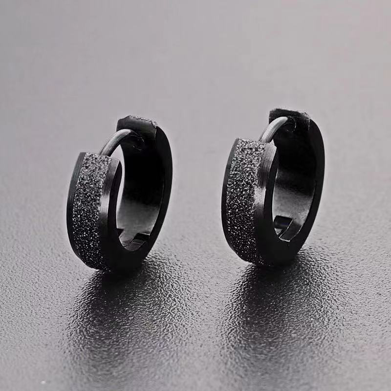 Men's Pressed Sand Bright Surface Frosted Gold Clip Circle Ear Buckle