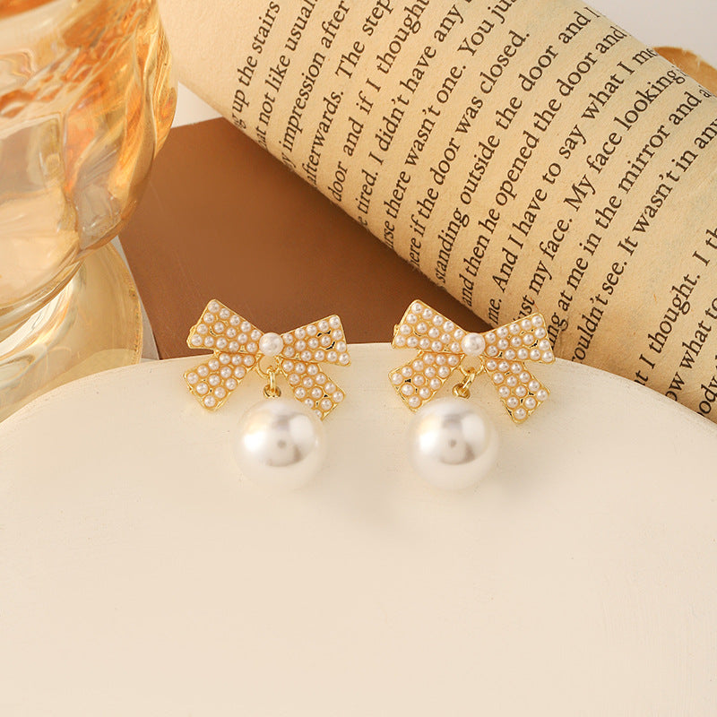 Simple Retro Sier Needle Pearl High Sense Ear Earrings