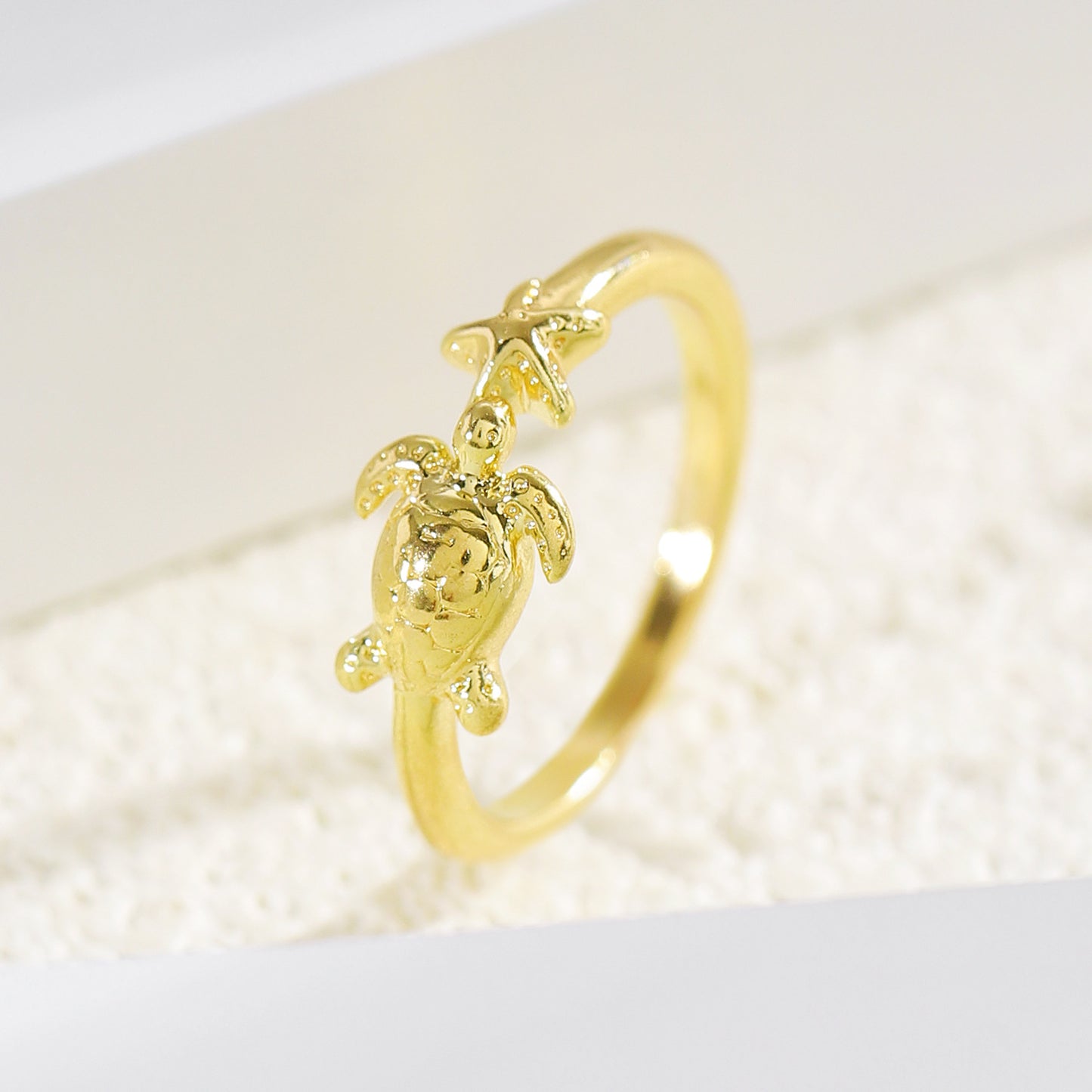 Turtle Starfish Open Female Creative Index Ring