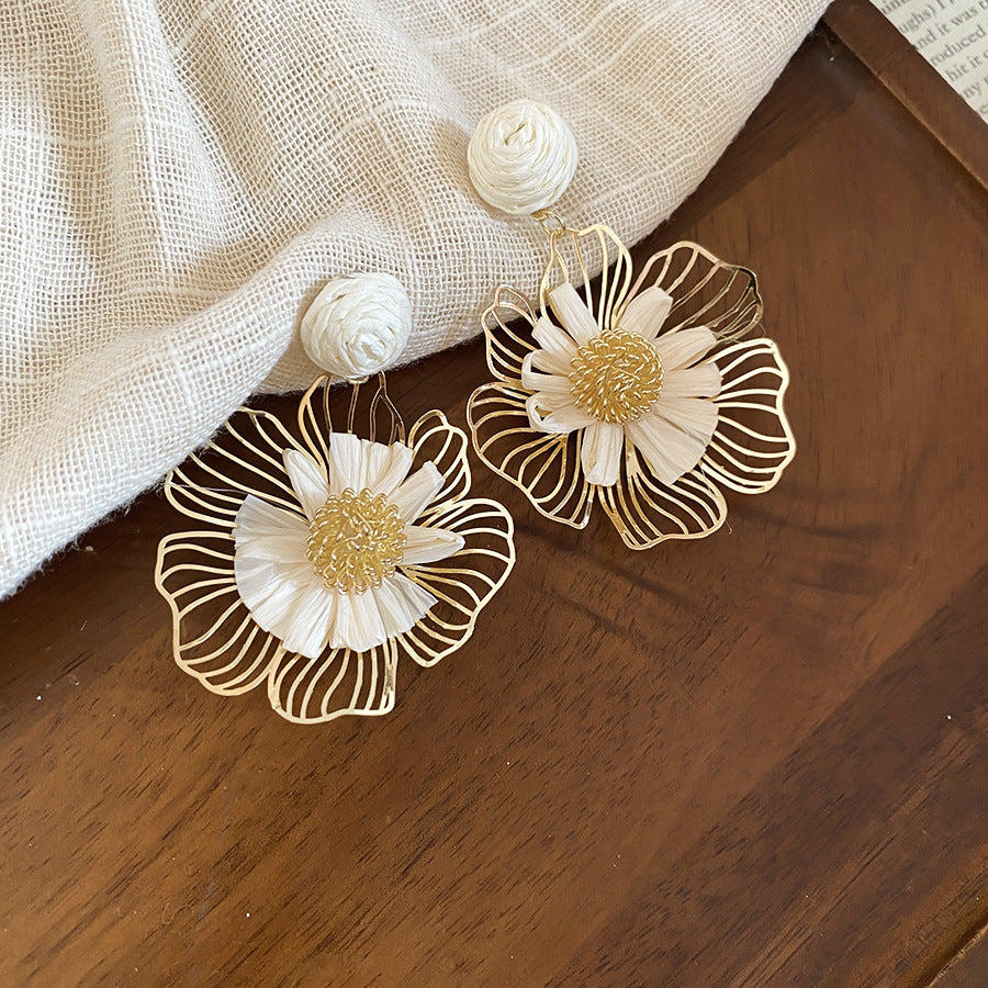 Vacation Style Metal Raffia Flower Sier Sweet Fresh Earrings