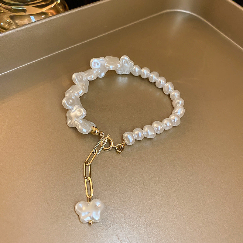 Women's Pearl Buckle French Fashion Design Retro Love Temperament Bracelets