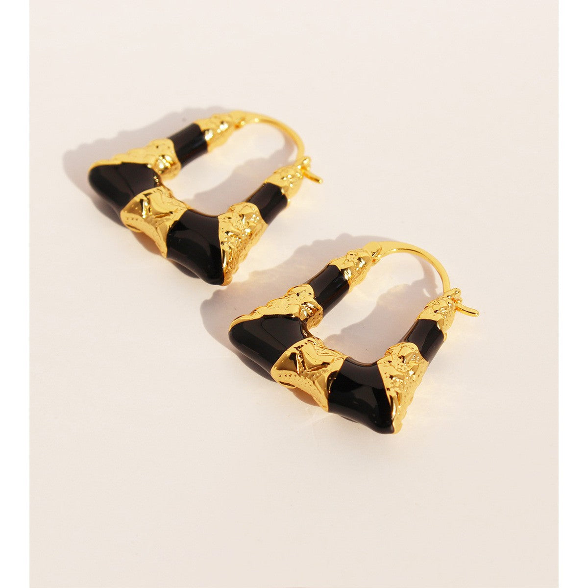 Enamel Trapezoidal Ear Clip Pleated Texture Earrings