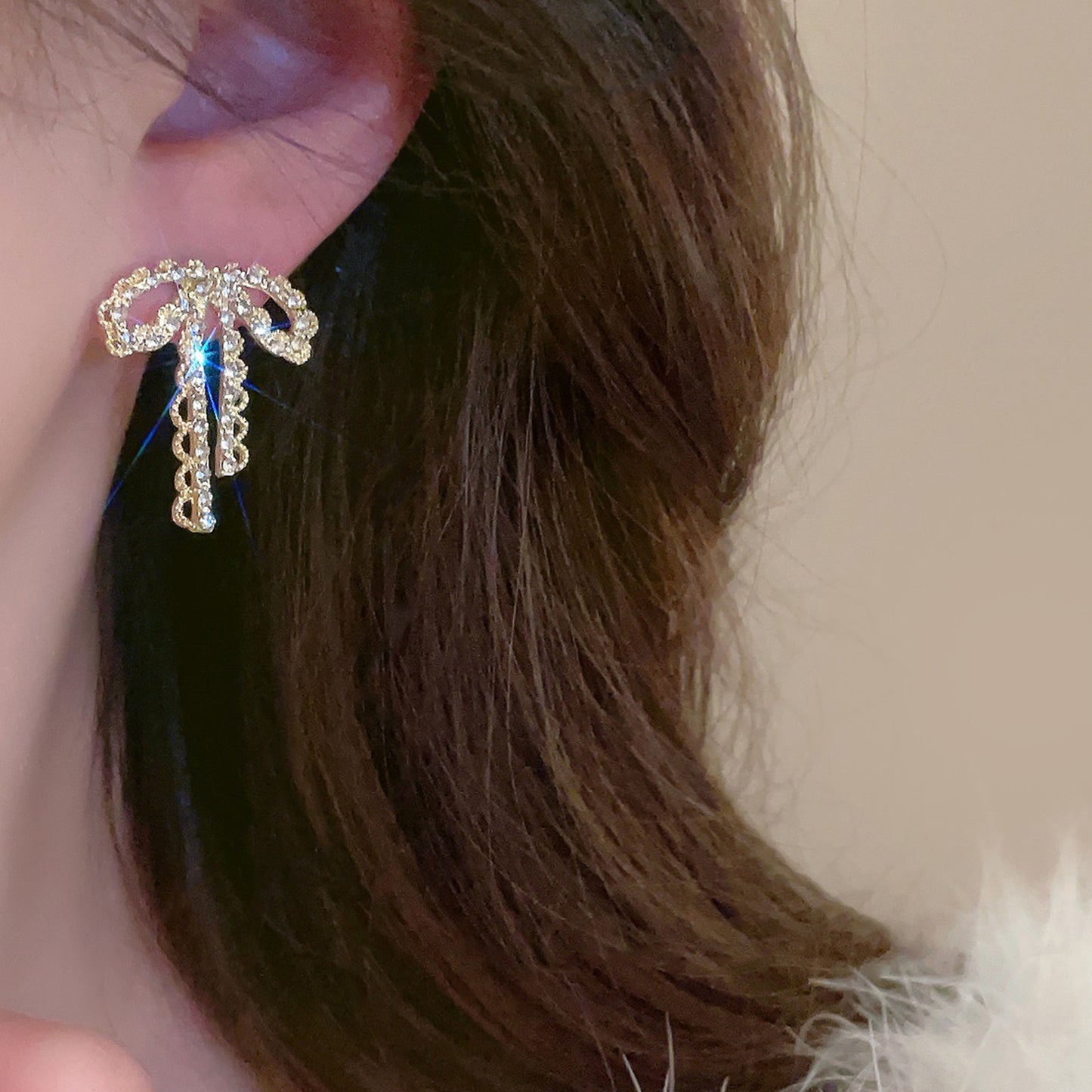 Women's French Retro Lace Strap Bow Fashion Design Rings