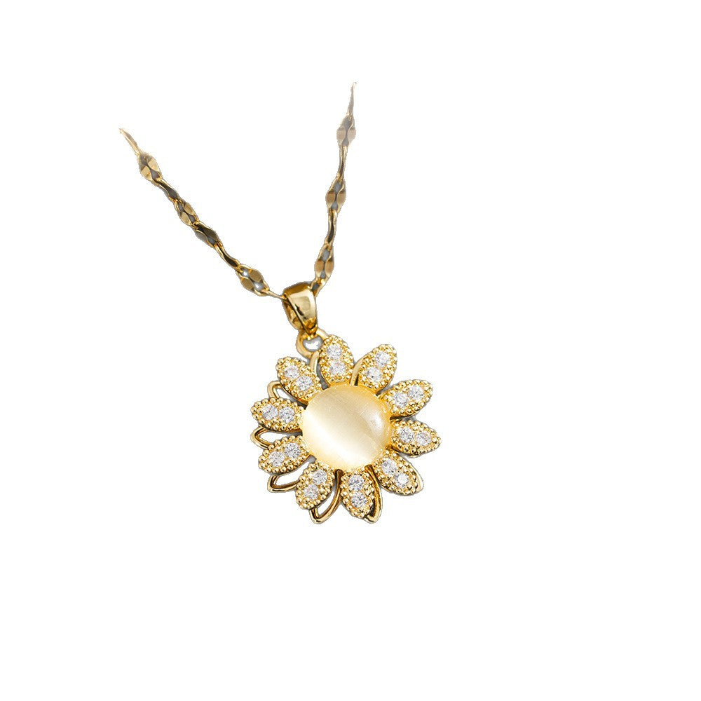 Cool Sunflower Diamond Rotating Clavicle Chain Necklace