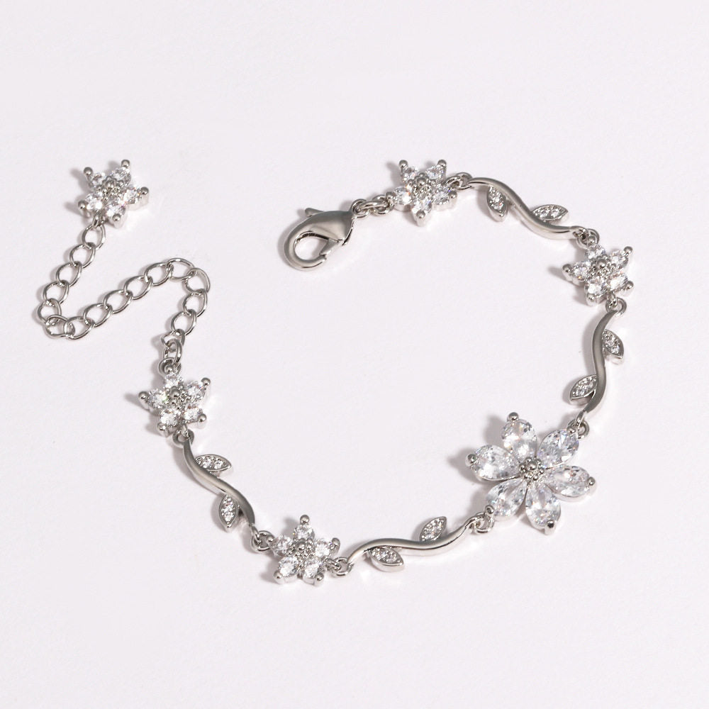 Cute Sweet Pastoral Style Love Heart Flowers Valentine's Day Bracelet