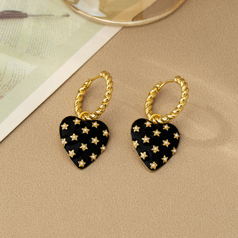 Women's Style Heart Pearl Light Luxury Stereo Retro High-grade Earrings