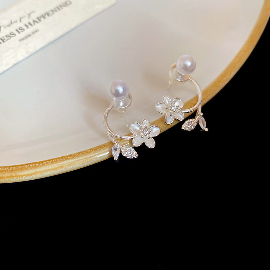 Women's Needle Zircon Bow Water Drop Tassel Simple Fashion Stud Earrings