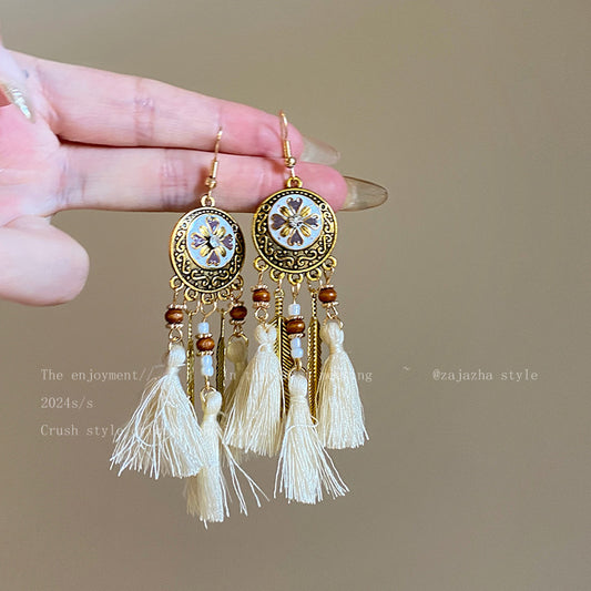 Style Retro Feather Long Holiday Beads Earrings