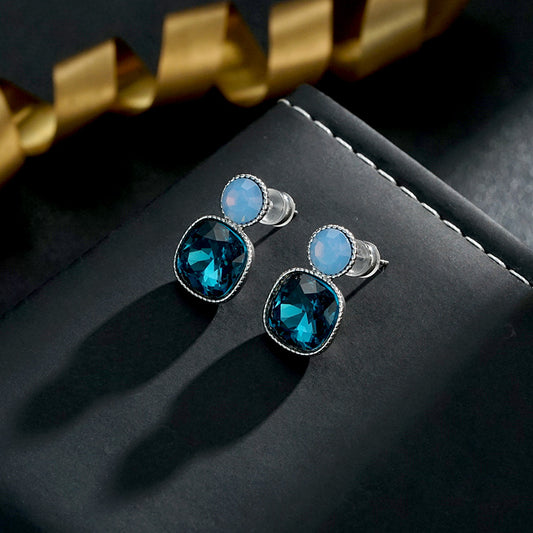 Design Exquisite Versatile Blue Small Ear Light Luxury Earrings