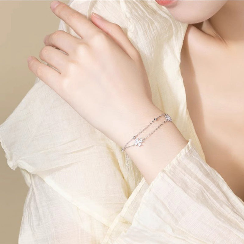 Sterling Sier Lucky Four-leaf Clover Female Light Luxury Bracelets