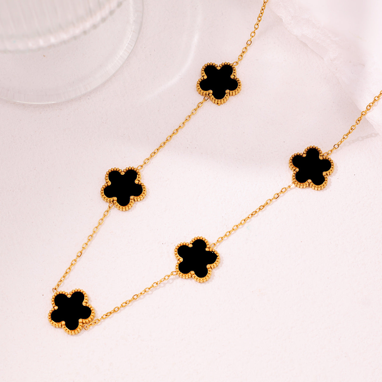 High-grade Titanium Steel Five-leaf Flower Gold Plated Four Colors Bracelet