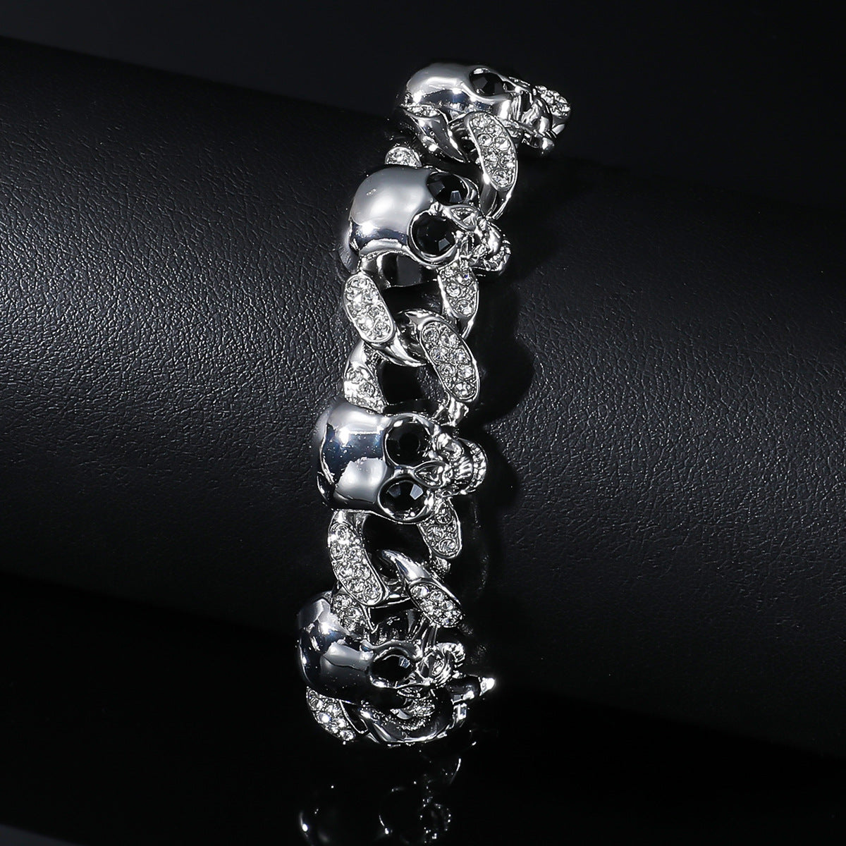 Fashion Skull Exaggerated Stitching Single Layer Diamond Bracelet