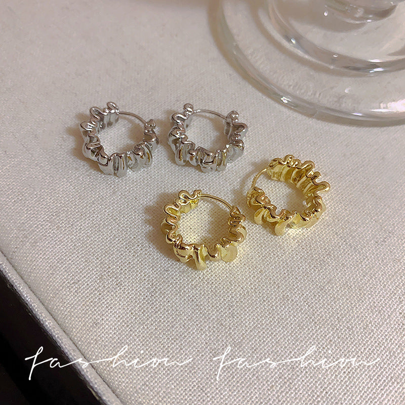 Design Sense Light Luxury Gold Unique Hook Female High Temperament Rings